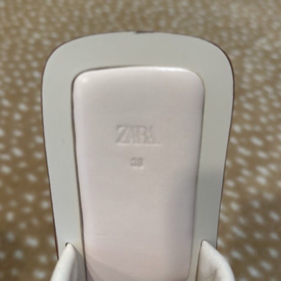 Woven leather sandals - Picture 5 of 7